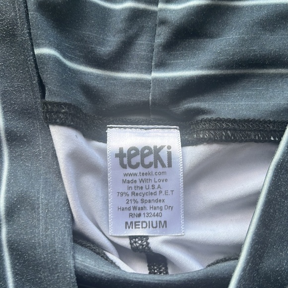 Teeki Love the Elephant Leggings - Size M - Picture 4 of 4